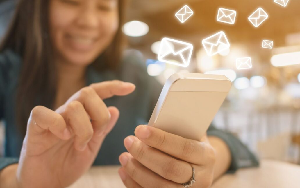 sending emails on mobile phone