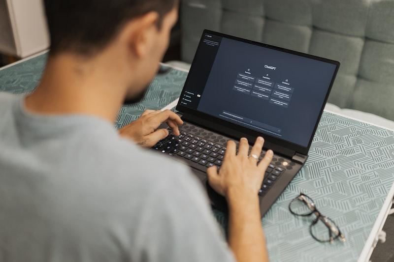 How to Use ChatGPT for Cold Emails