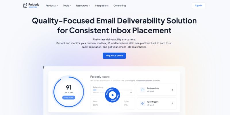 Folderly homepage featuring a headline about email deliverability, a call-to-action button, and a dashboard displaying an email score and related statistics—perfect for those exploring Mailreach.co alternatives.